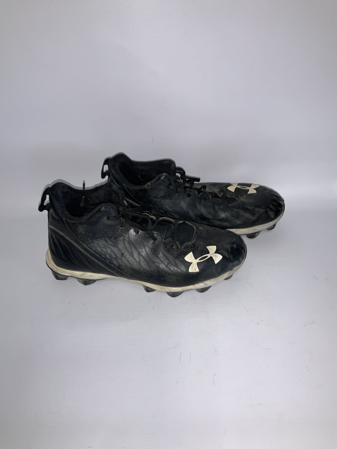 Used Under Armour Black Senior 7 Baseball And Softball Cleats
