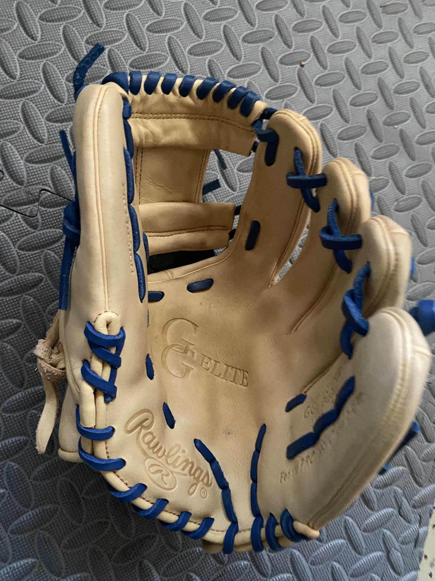 Infield 11.5" GG Elite Baseball Glove SidelineSwap