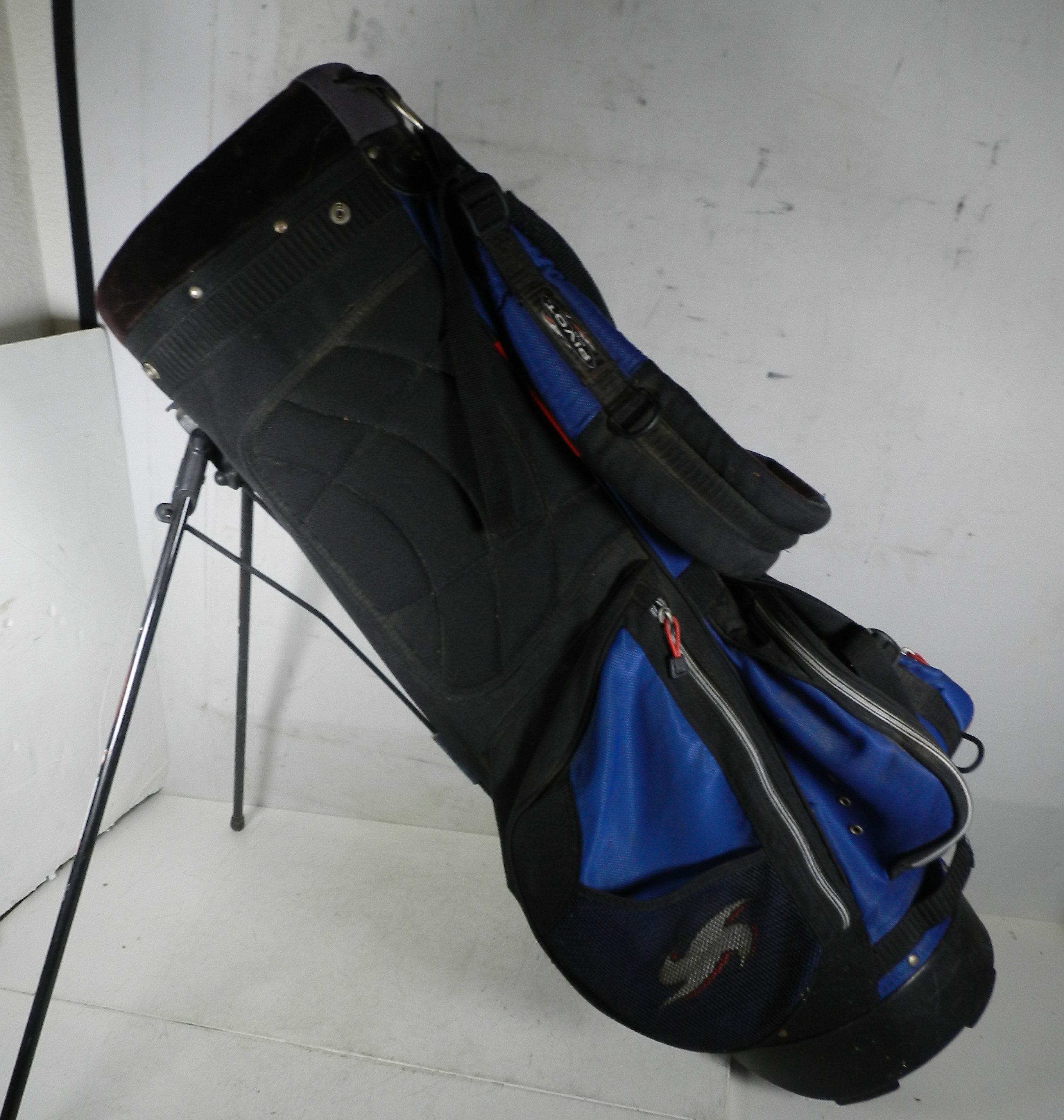 Ogio PIVOT Men's Lightweight Carry Blue & Black Golf Bag, 5 Way Divider System SidelineSwap
