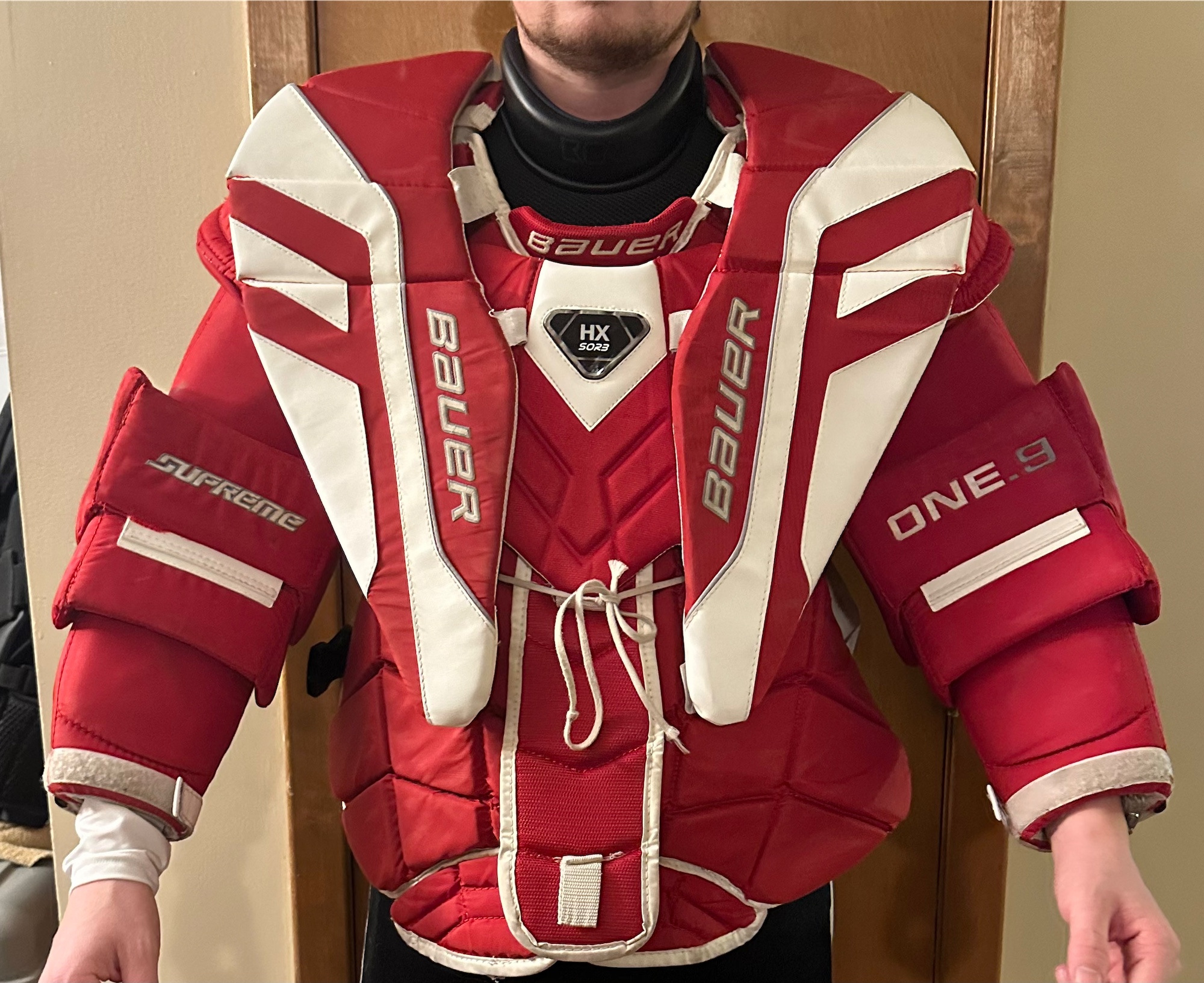 Used Large Bauer One.9 Goalie Chest Protector SidelineSwap