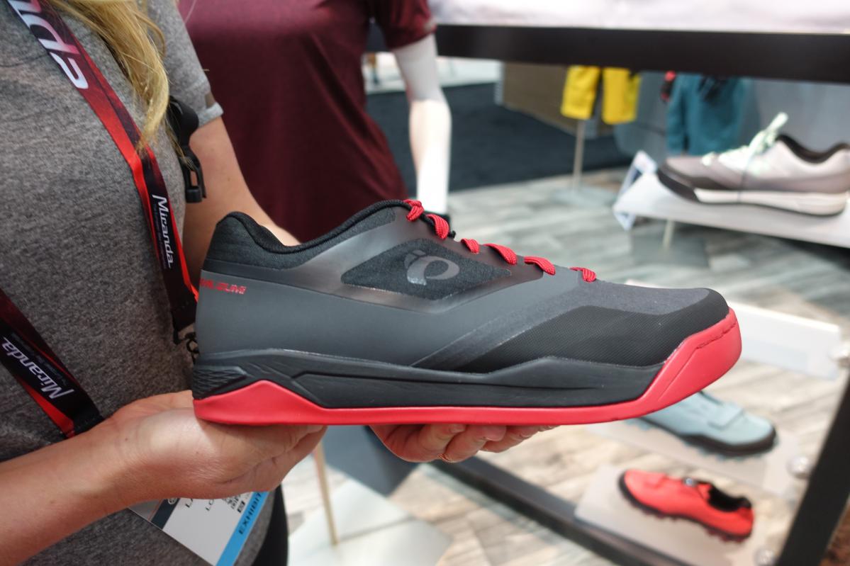 Pearl Izumi XAlp Launch Mountain Bike Shoe Reviews Mountain Bike