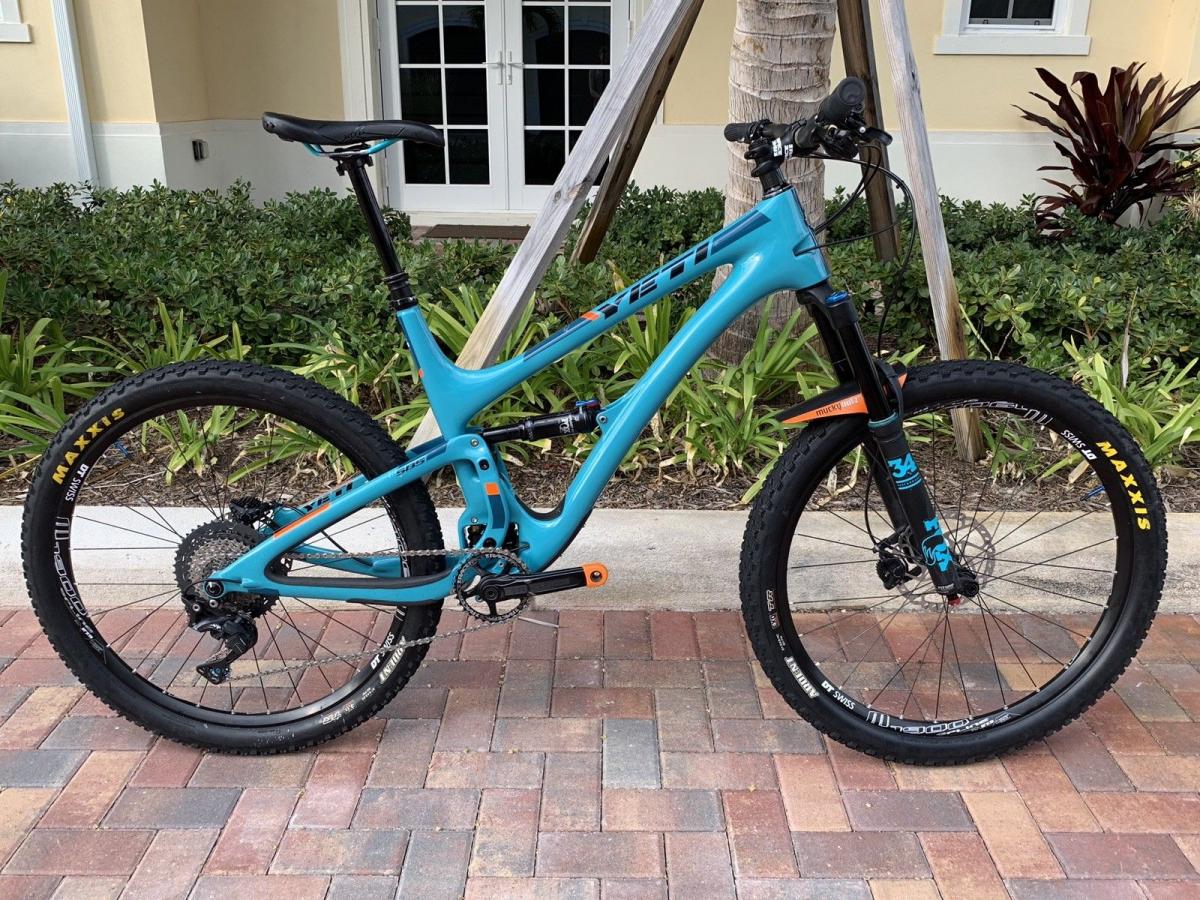 Yeti 2018 Yeti SB5 Mountain Bike Large 27.5 Carbon Mountain Bike