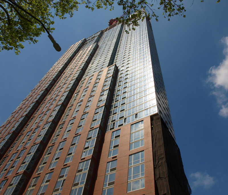 The Hub The Skyscraper Center