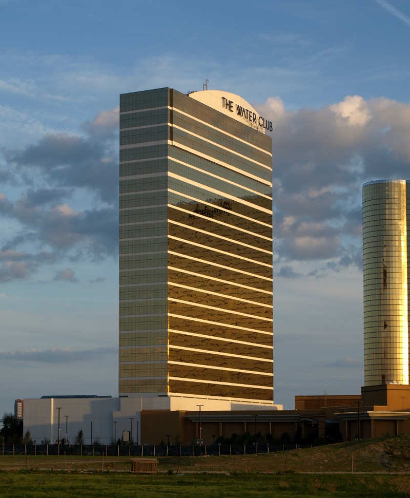 The Water Club at The Skyscraper Center