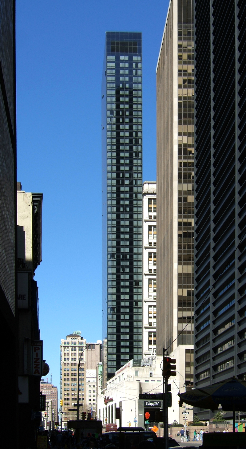 The Millenium Hilton The Skyscraper Center