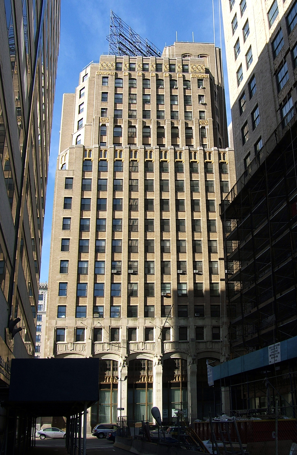 24 Commerce Street The Skyscraper Center