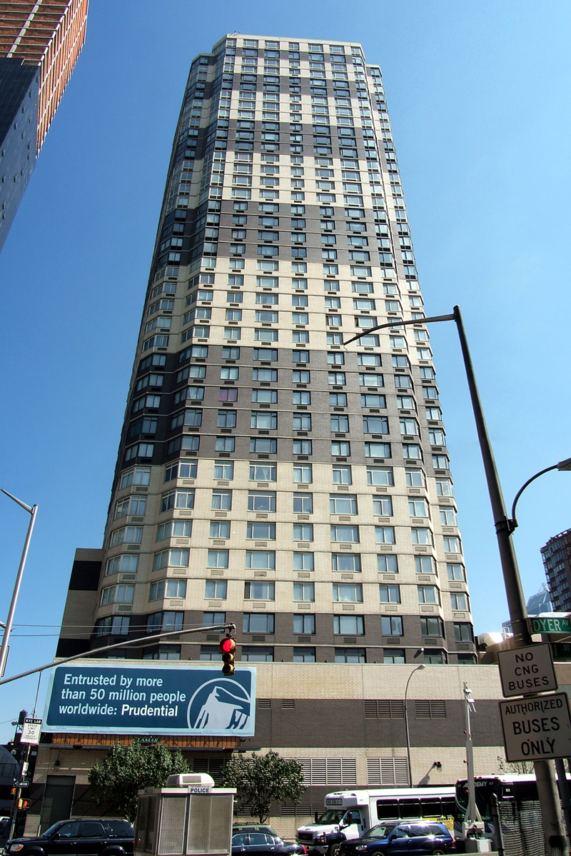 420 West 42nd Street - The Skyscraper Center