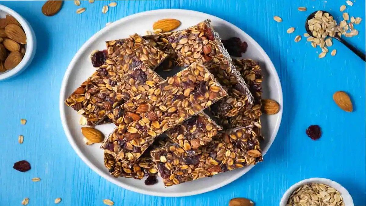 Now, Make Your Own Healthy Dark Chocolate Granola Bar