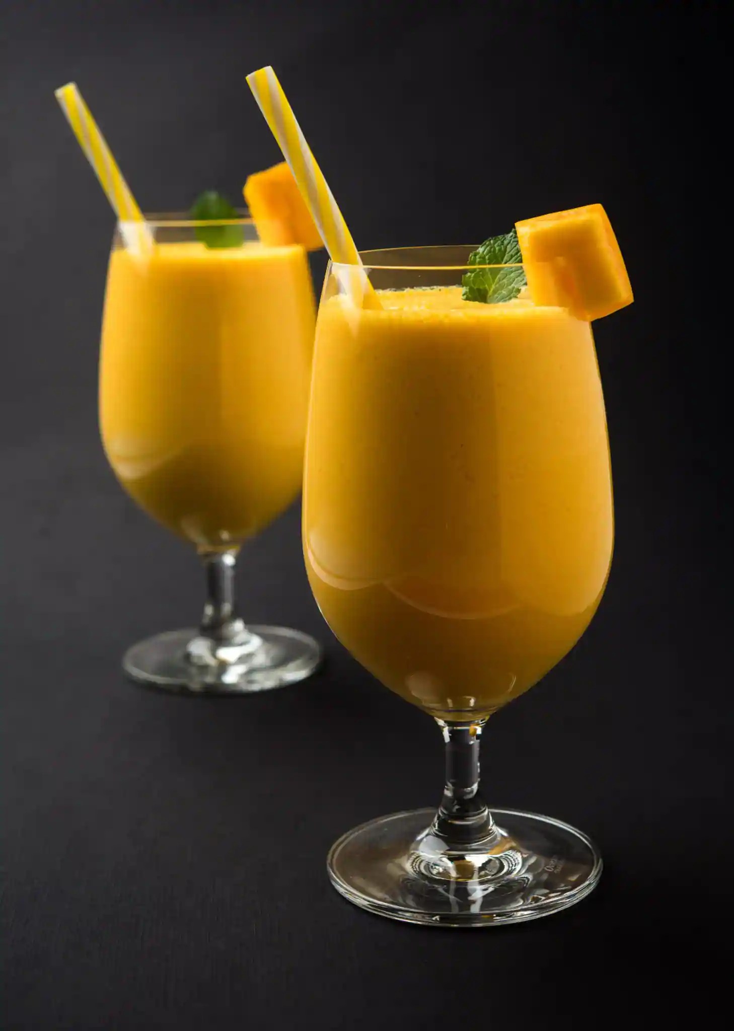 Banana Shake Vs Mango Shake Which One Is Healthier And Why?