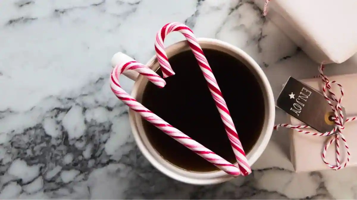 The Twisted History Of How Candy Canes Became A Symbol Of Christmas