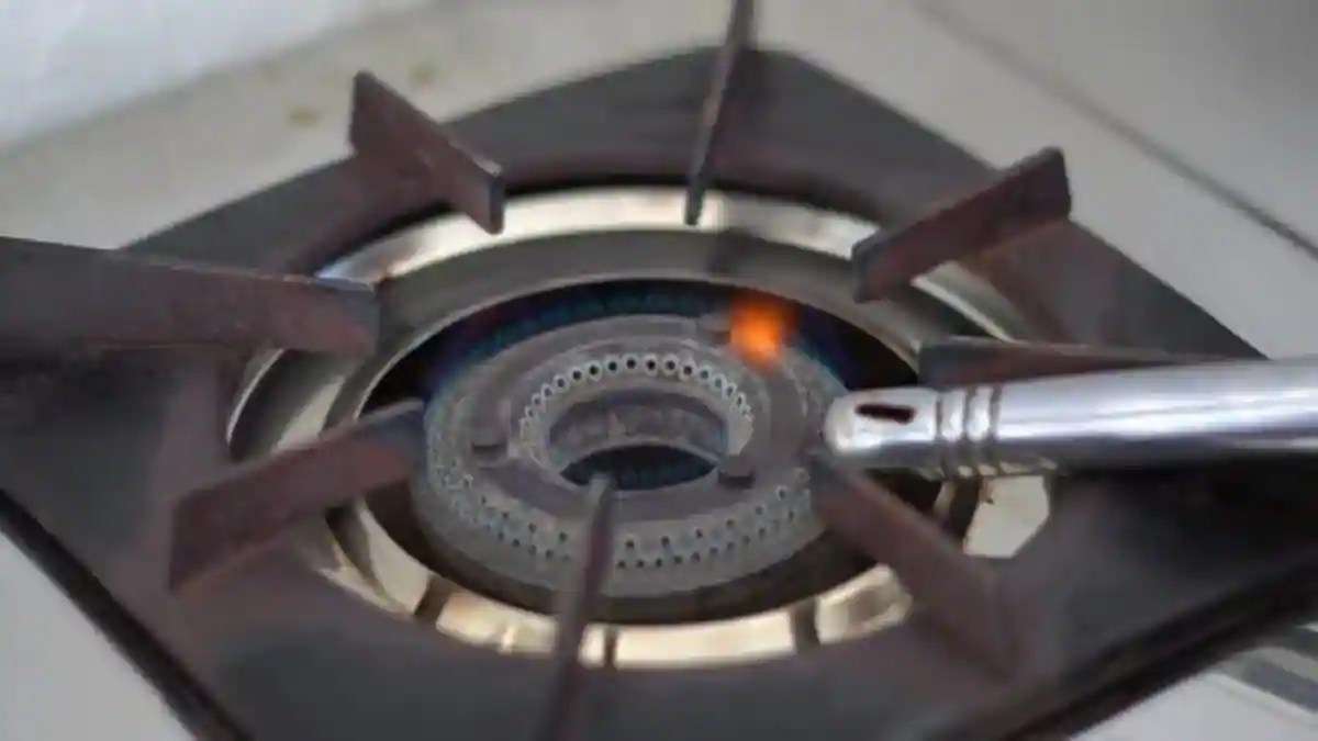 Simple Tips To Clean Your Gas Burner For Better Cooking Efficiency