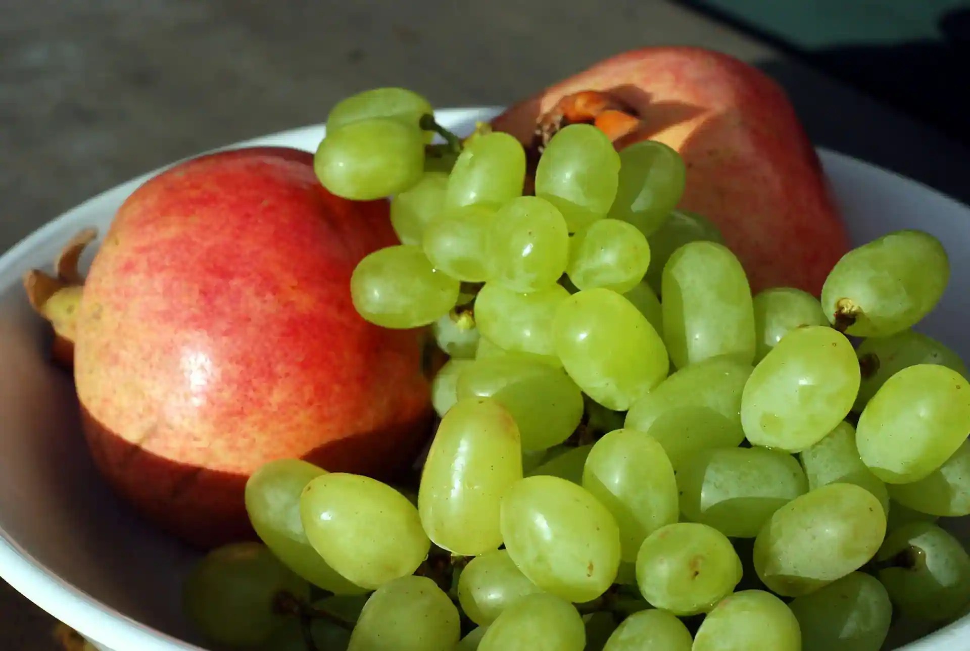 8 Benefits Of Eating Green Grapes For Breakfast