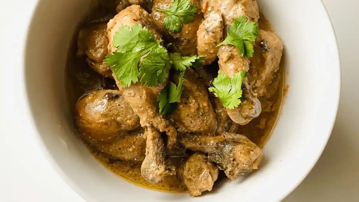 Naadan Kozhi Curry KeralaStyle Chicken Curry In Coconut Milk