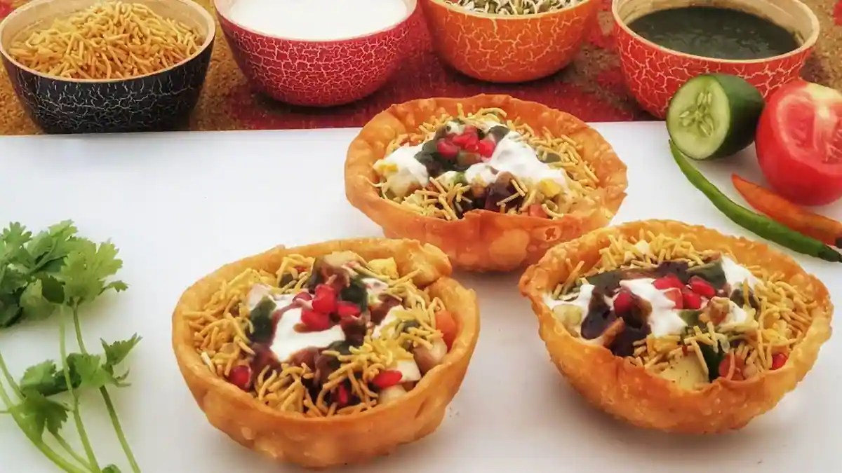 This LucknowSpecial Chaat Comes In A Basket Made Of Potatoes