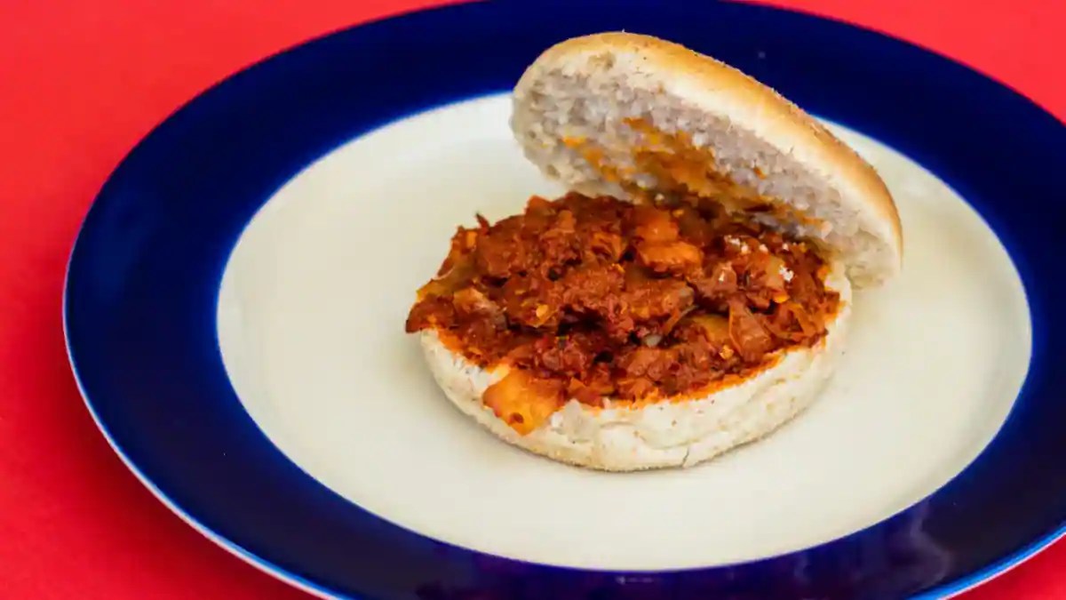 A Spin On Basic Open Toasts Using Poee Bread