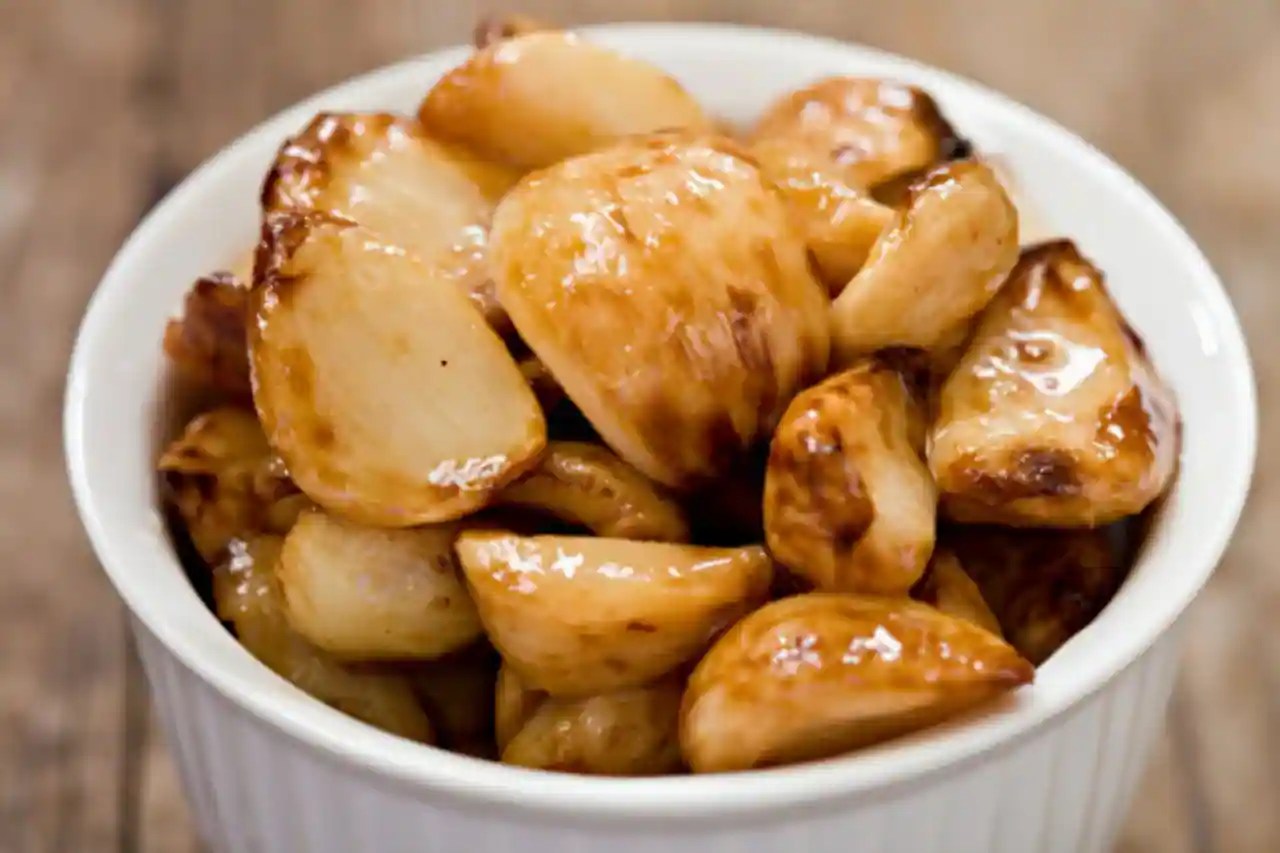 5 Best Ways To Use Roasted Garlic