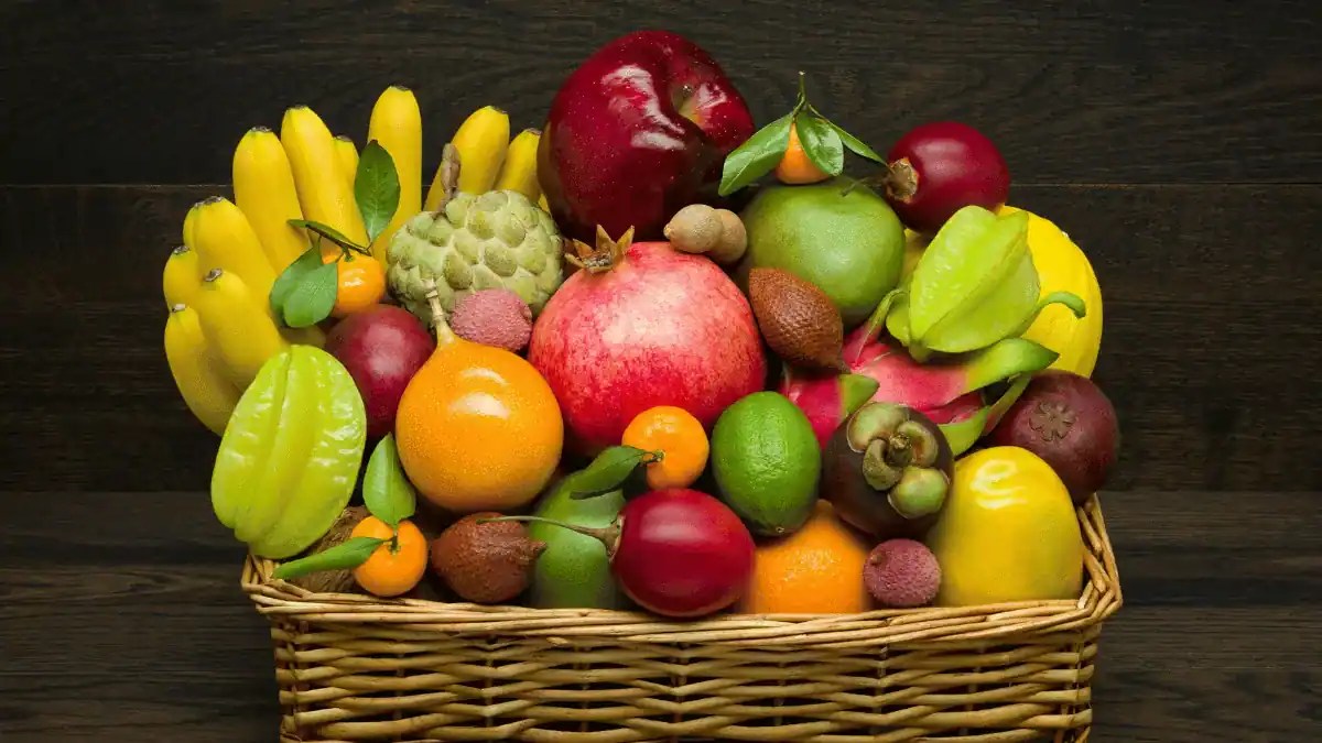 8 Tropical Fruits Of India You Must Try At Least Once