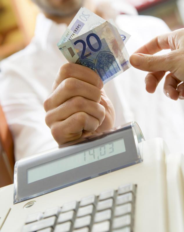 What are Currency Fluctuations? (with pictures)