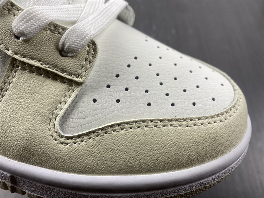 Dunk Low 'Coconut Milk'