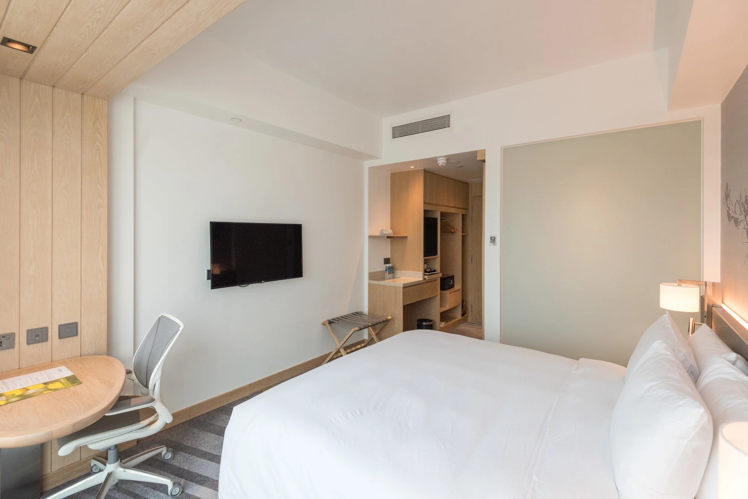 Hotel Review Hilton Garden Inn Singapore Serangoon (King Deluxe Room