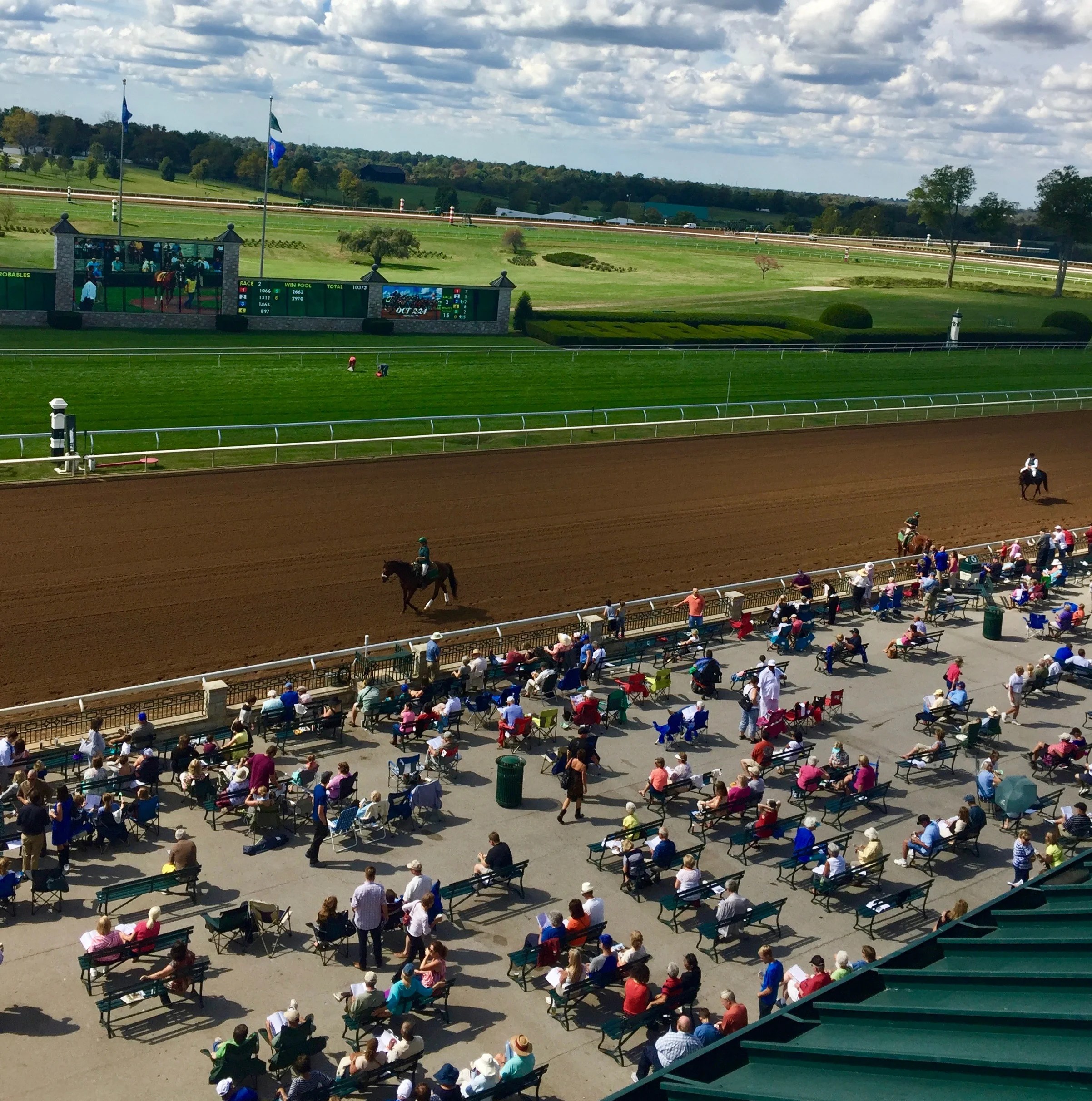 What to Wear to Keeneland's October Meet — Kentucky Life + Style