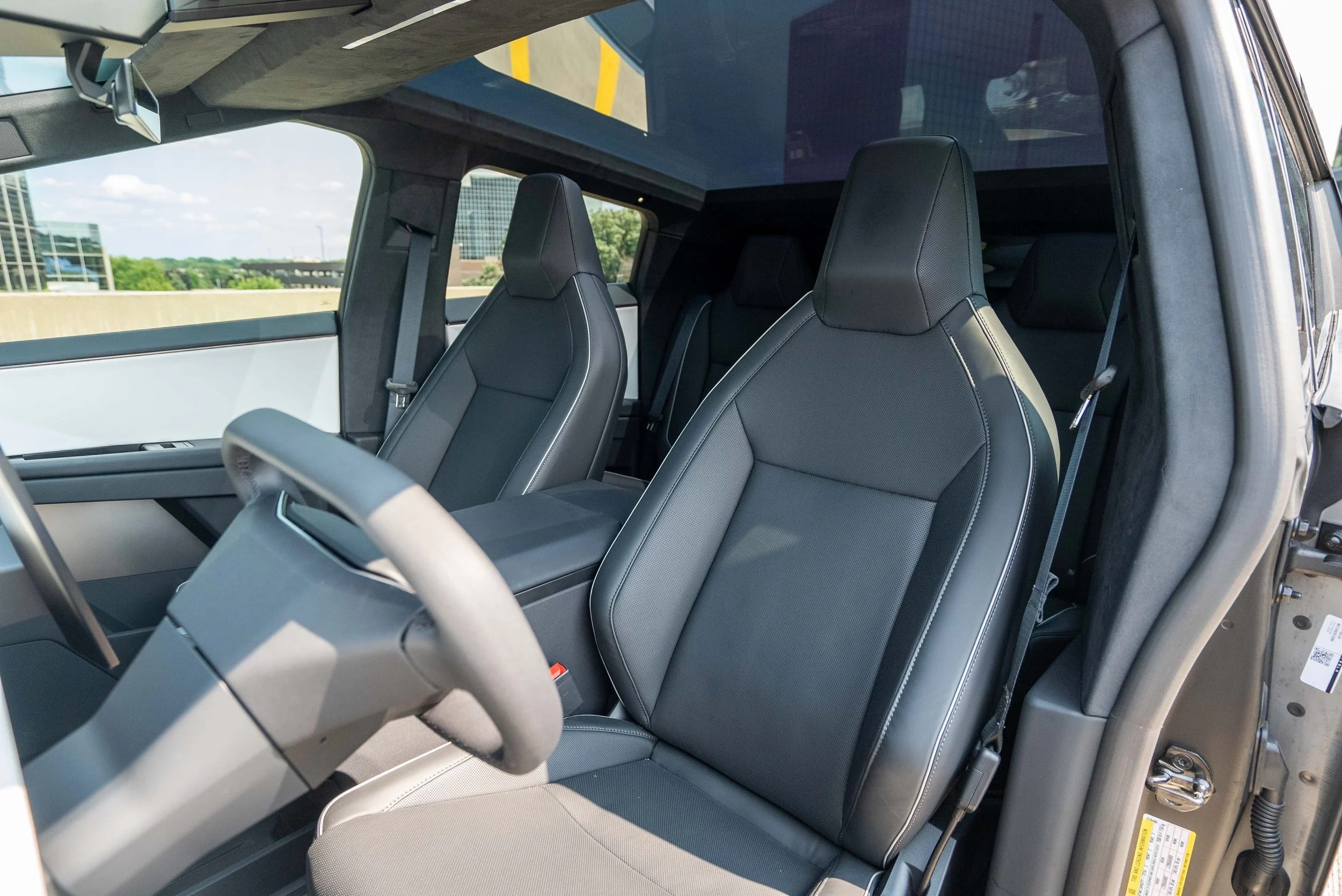 TESLA CYBERTRUCK RENTAL CAR MINNESOTA — DRIVEIFY