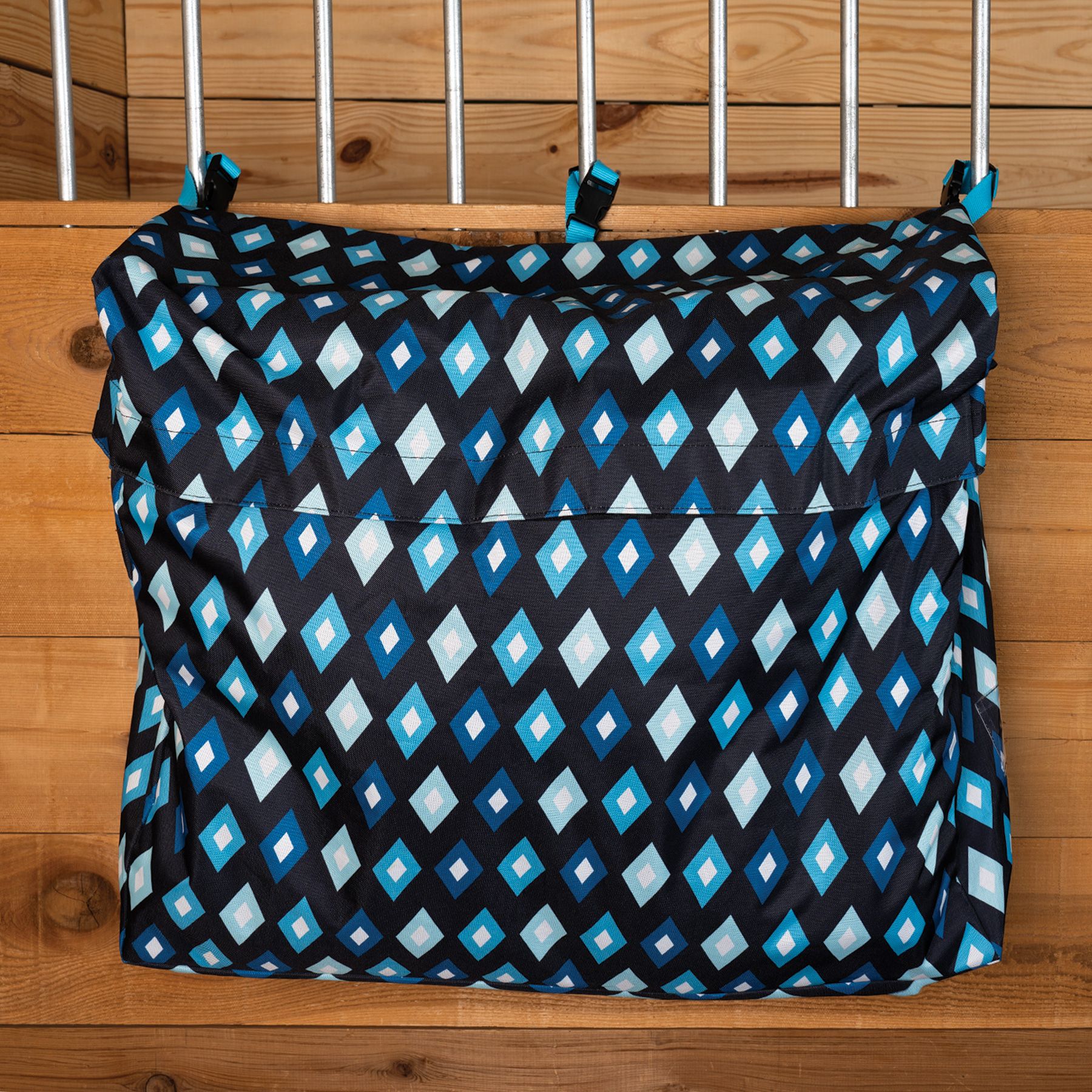 DuraTech® Limited Edition Diamond Stall Front Blanket Bag Schneiders