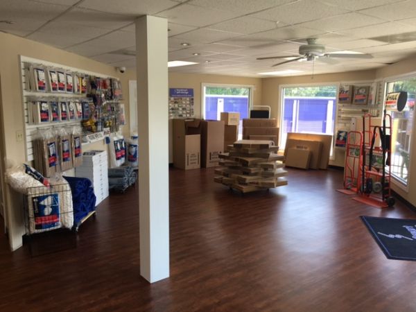 Self Storage Units at StoreSmart Riverdale in Riverdale, GA 30274