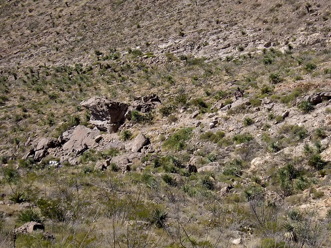 B36 crash site in El Paso, TX (Google Maps)