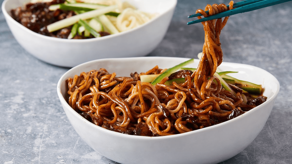 A guide to Korean Noodles Jajangmyeon Sugoi Mart by Japan Crate