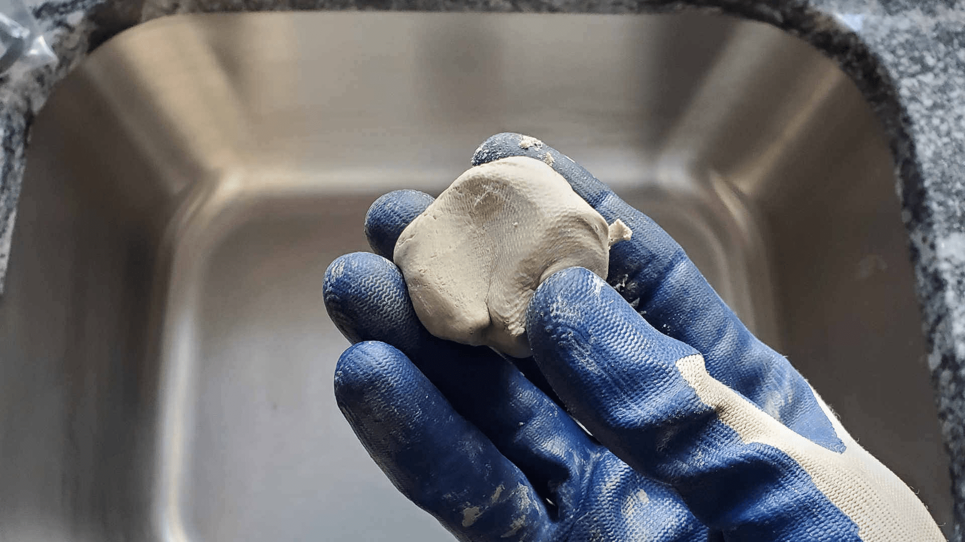What Plumber Putty Is and How to Use It Maryland Sewer and Plumbing Service, Inc.