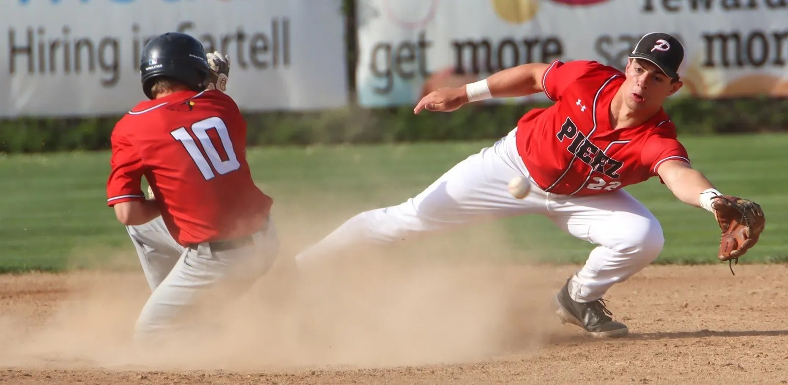 SFMSports High School / Pierz Pioneers vs Annandale Cardinals Section