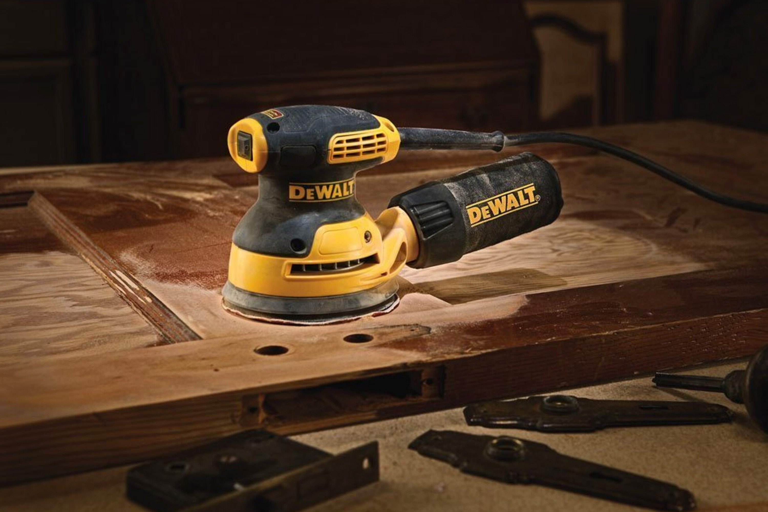 DeWALT® DWE6421 5" 120 V 3.0 A Corded Fixed Speed Orbital Sander