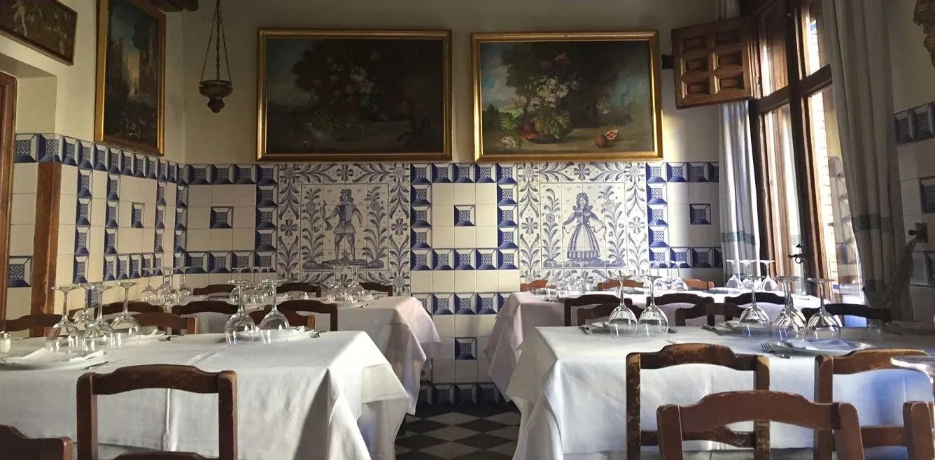 10 Oldest Restaurants In The World Are Way Older Than You May Think