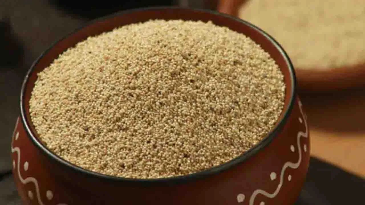 Poppy Seeds স্বাস্থ্যের ওপর পোস্তর বীজ কী প্রভাব ফেলে জানেন? Bengali News Health benefits