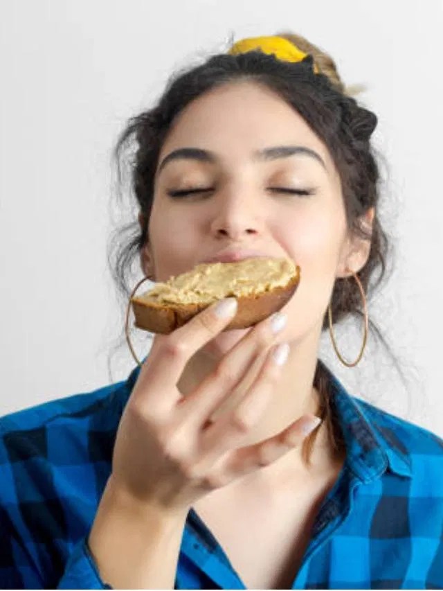 ಬೆಳಗ್ಗೆ ಹೊತ್ತು ಬ್ರೆಡ್ ತಿನ್ನುವುದರಿಂದಾಗುವ ಆರೋಗ್ಯ ಸಮಸ್ಯೆಗಳ ಬಗ್ಗೆ ತಿಳಿಯಿರಿ