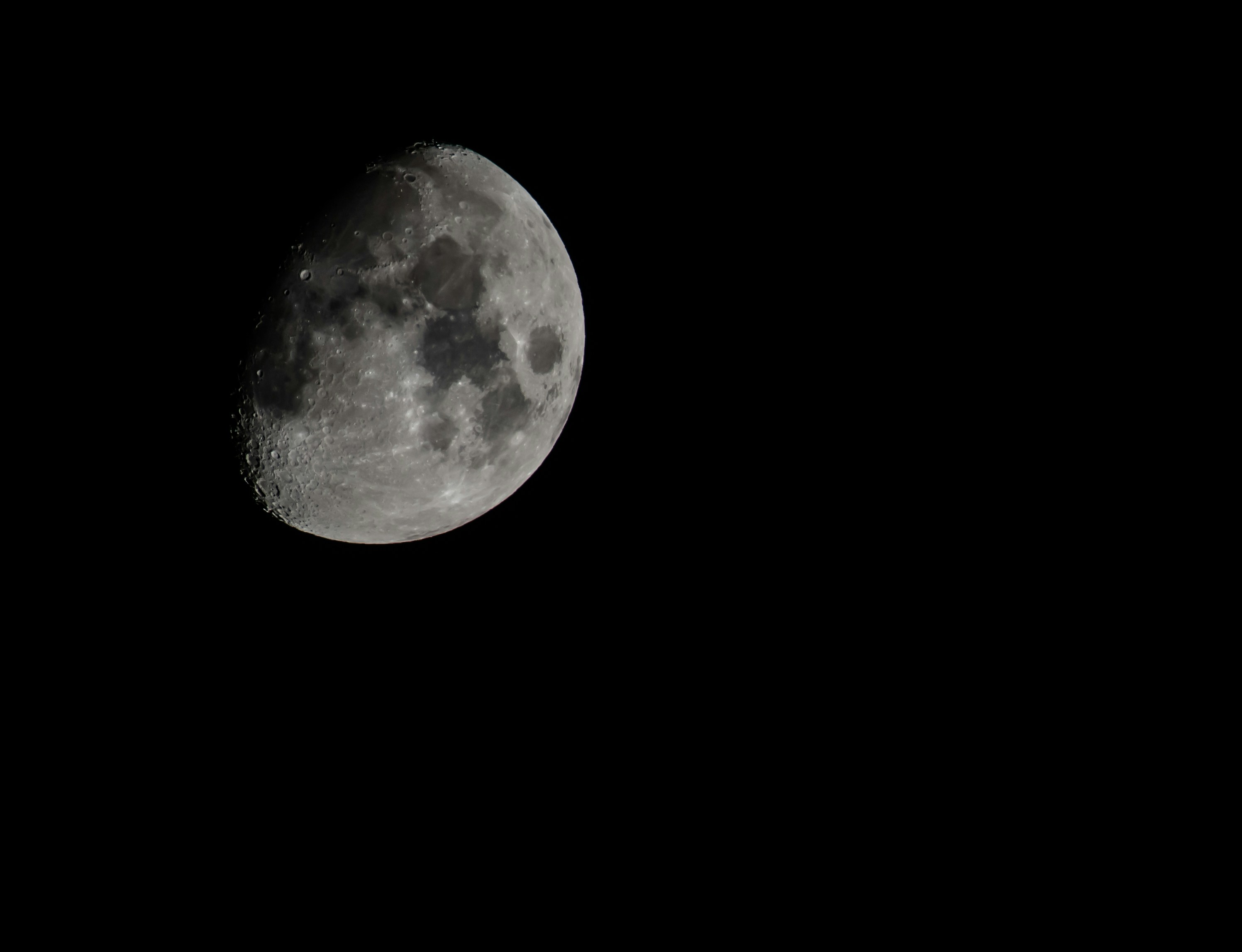 달을 품에 안은 꿈