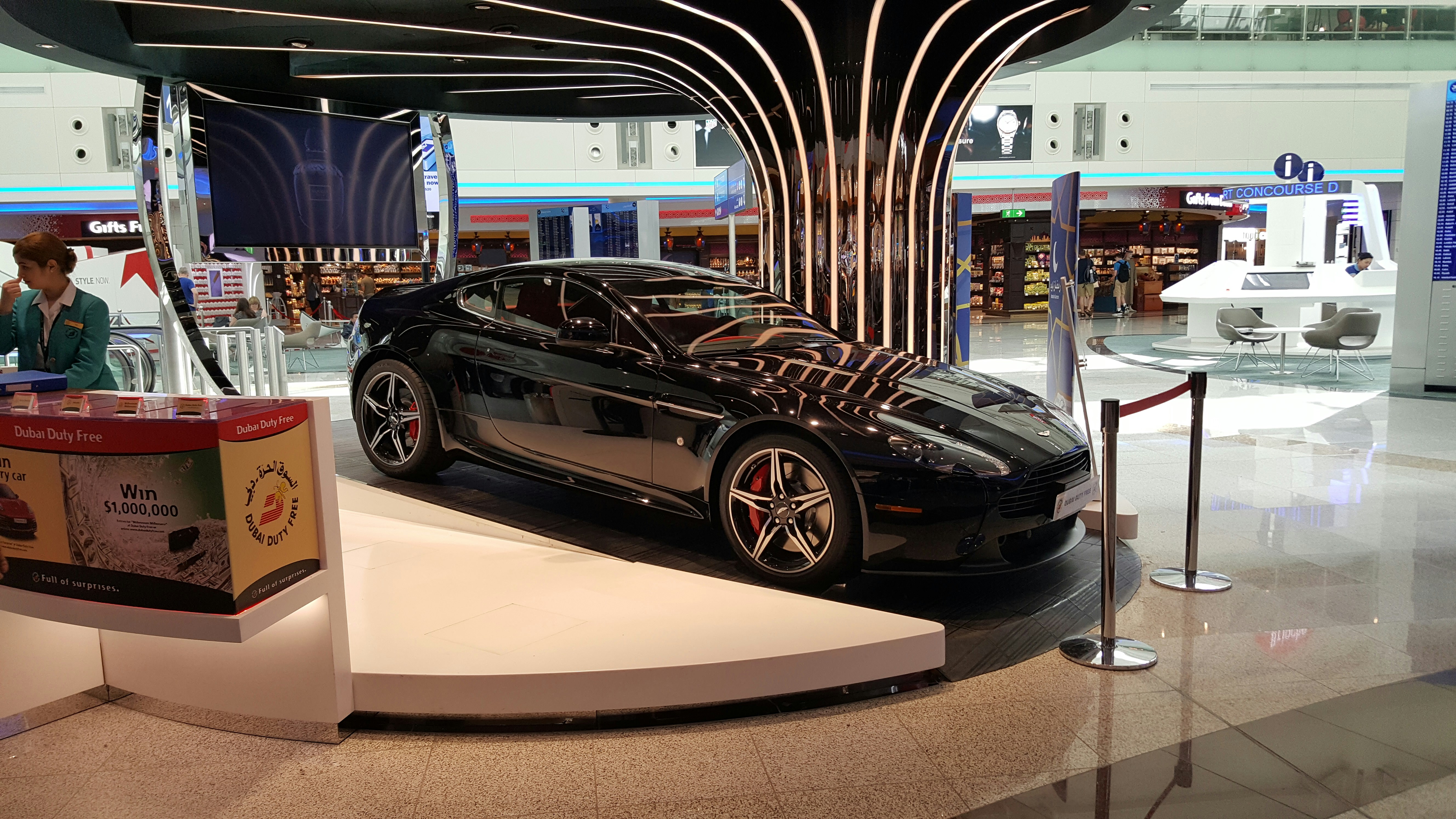 Supercars Dubai Airport Supercars Gallery