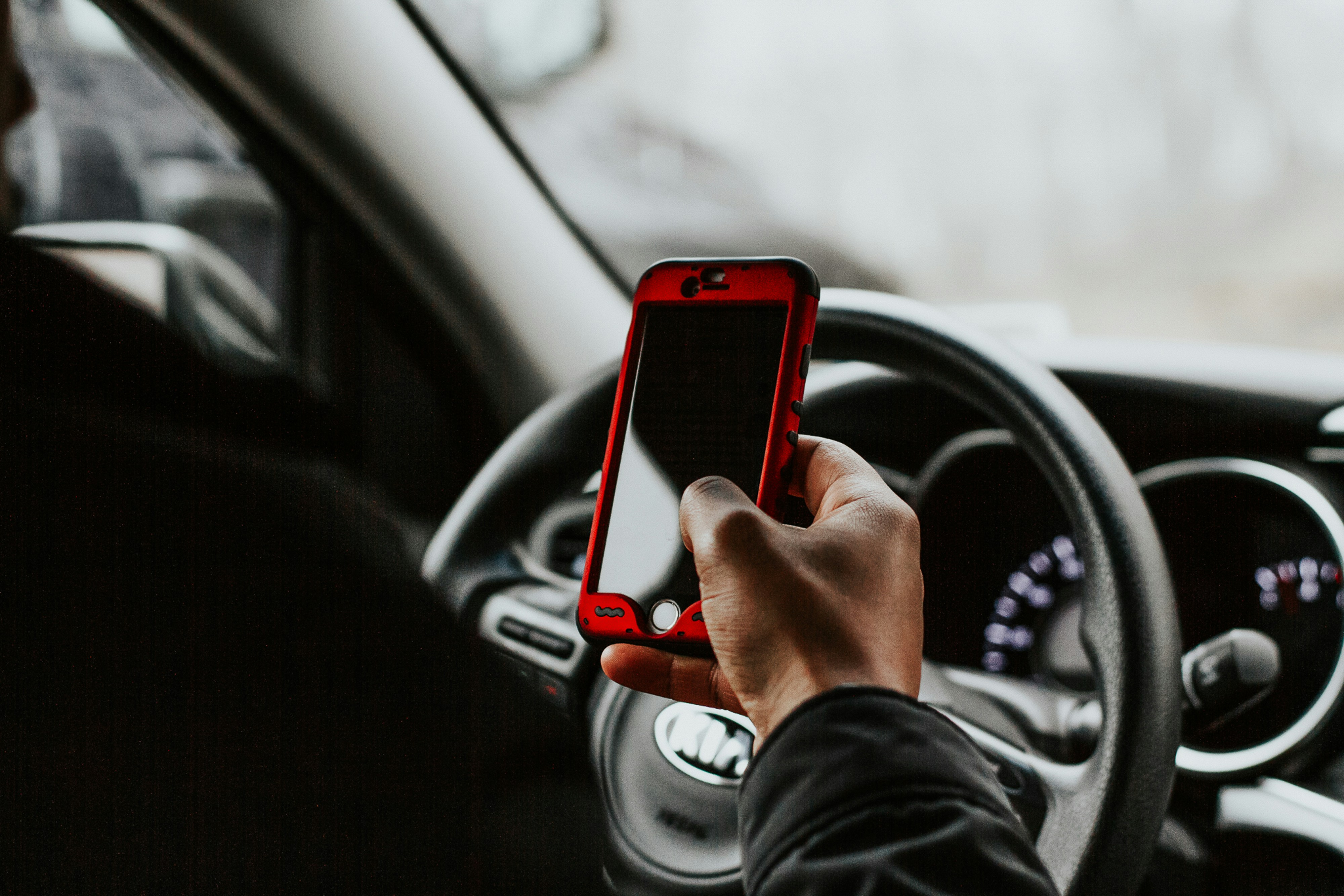 Distracted Driving Accident Lawyers in North & South Carolina