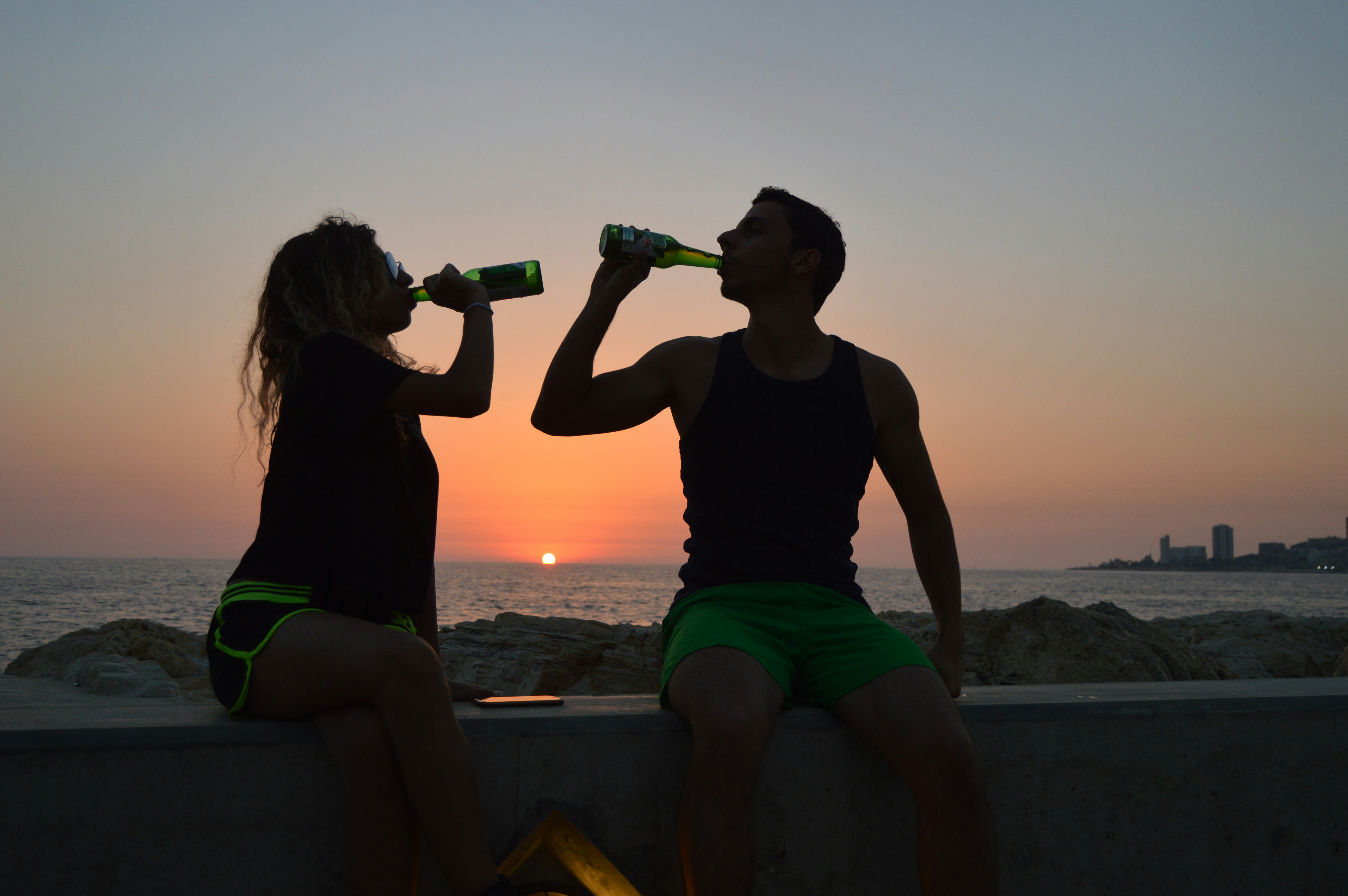 Beach Drinking Pictures Download Free Images on Unsplash
