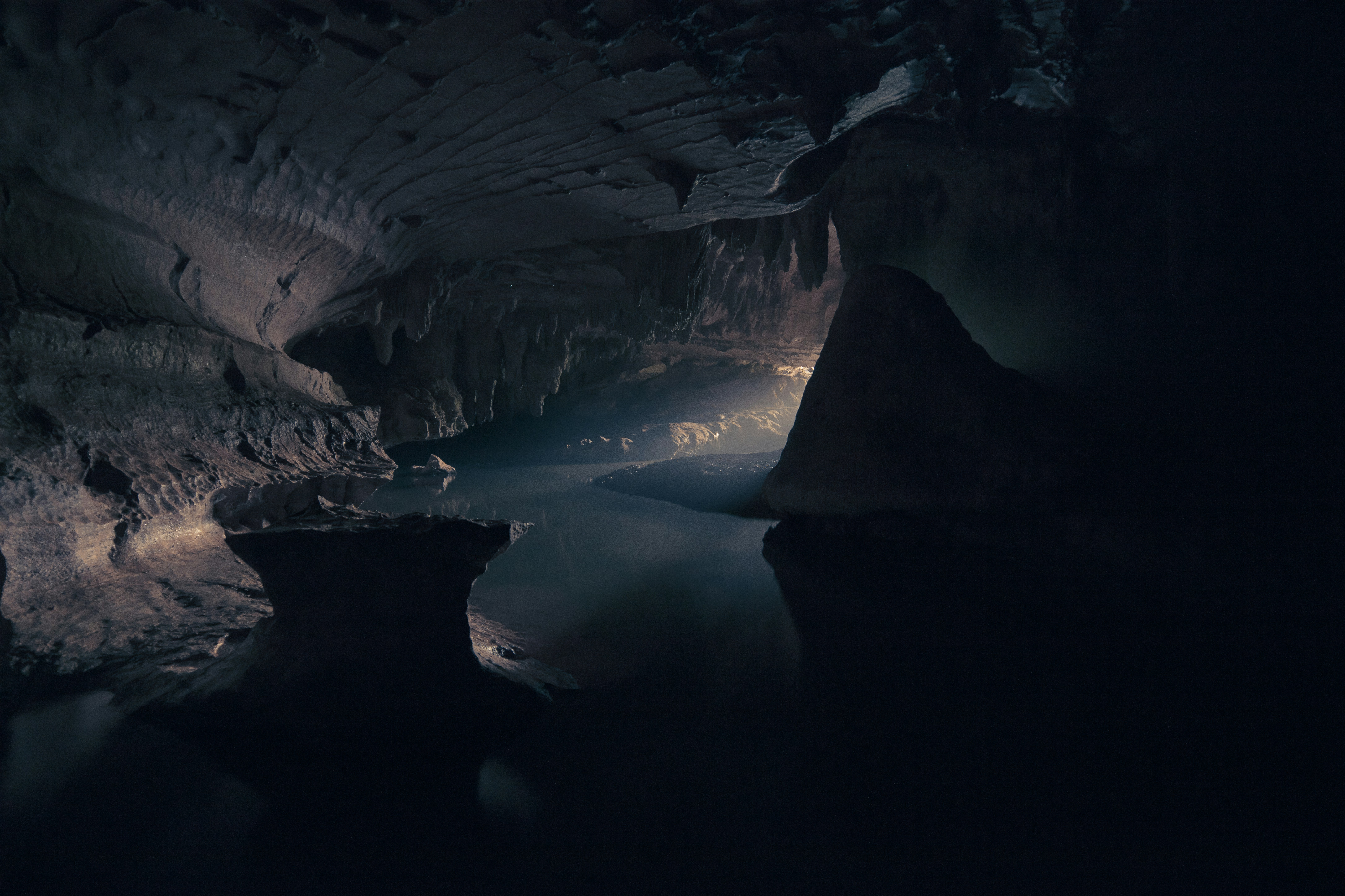 Dark Cave Pictures Download Free Images on Unsplash