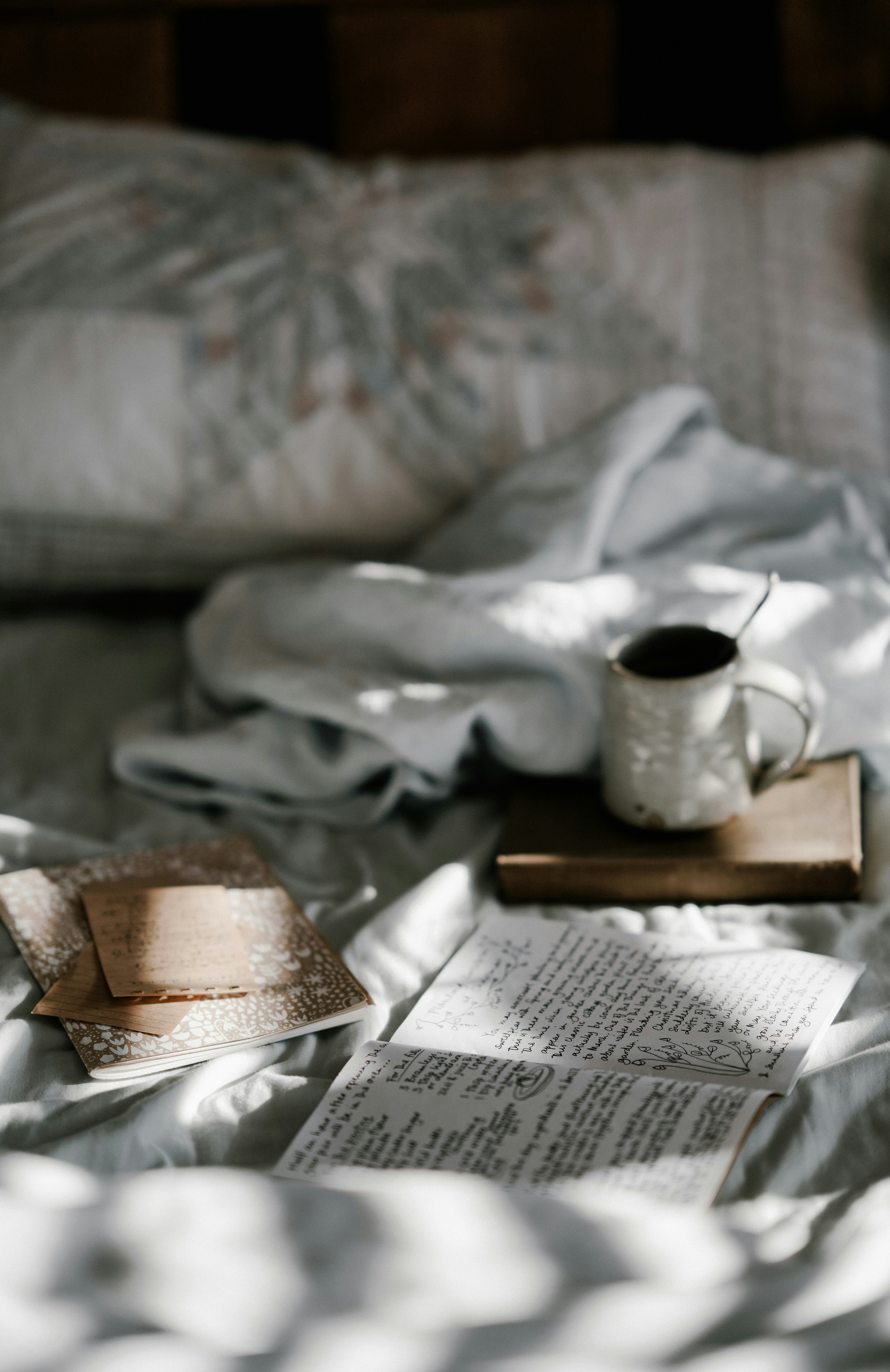 Tea In Bed Pictures Download Free Images on Unsplash