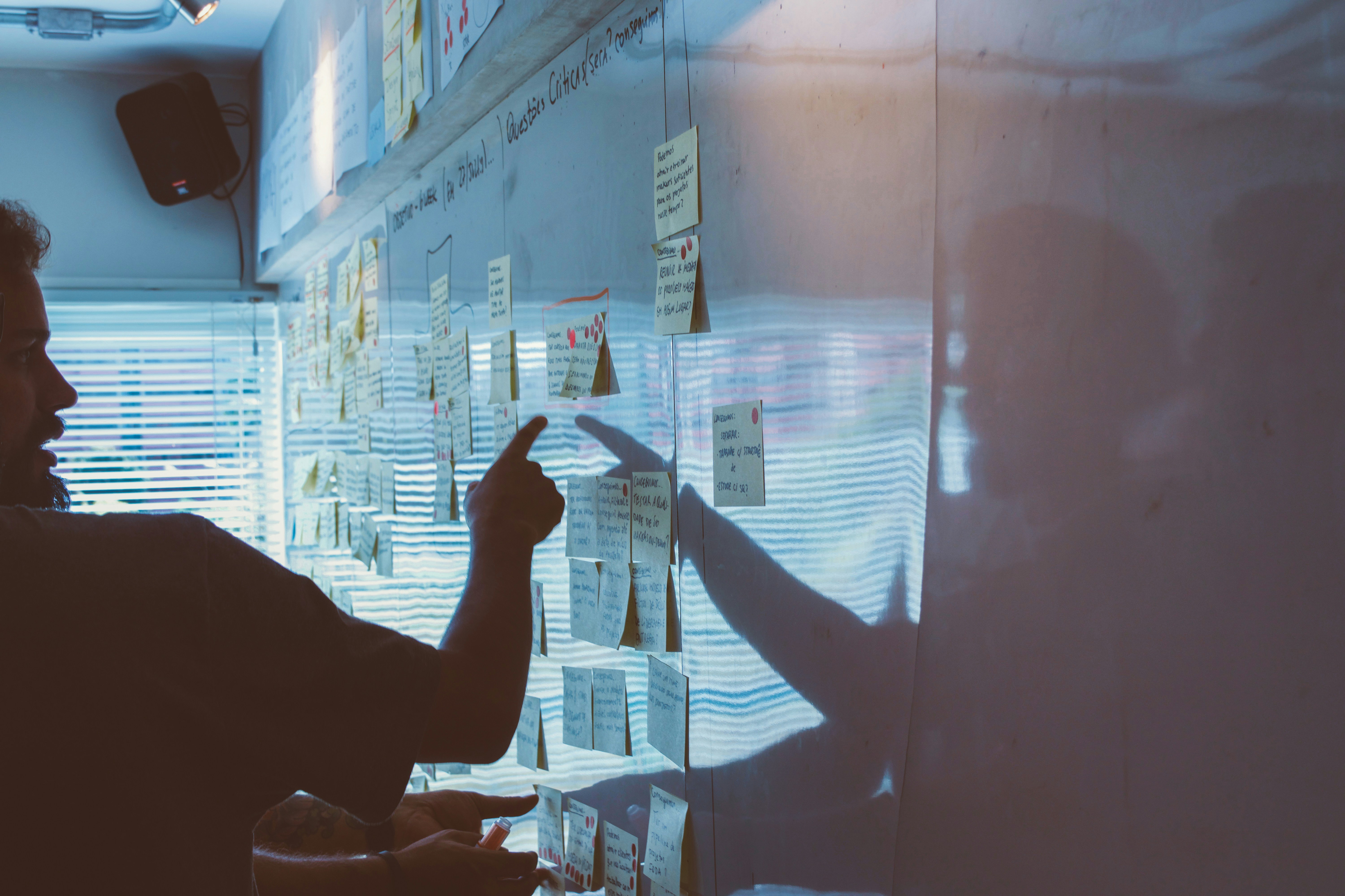 Mastering Legal Contract Negotiation for Business Growth