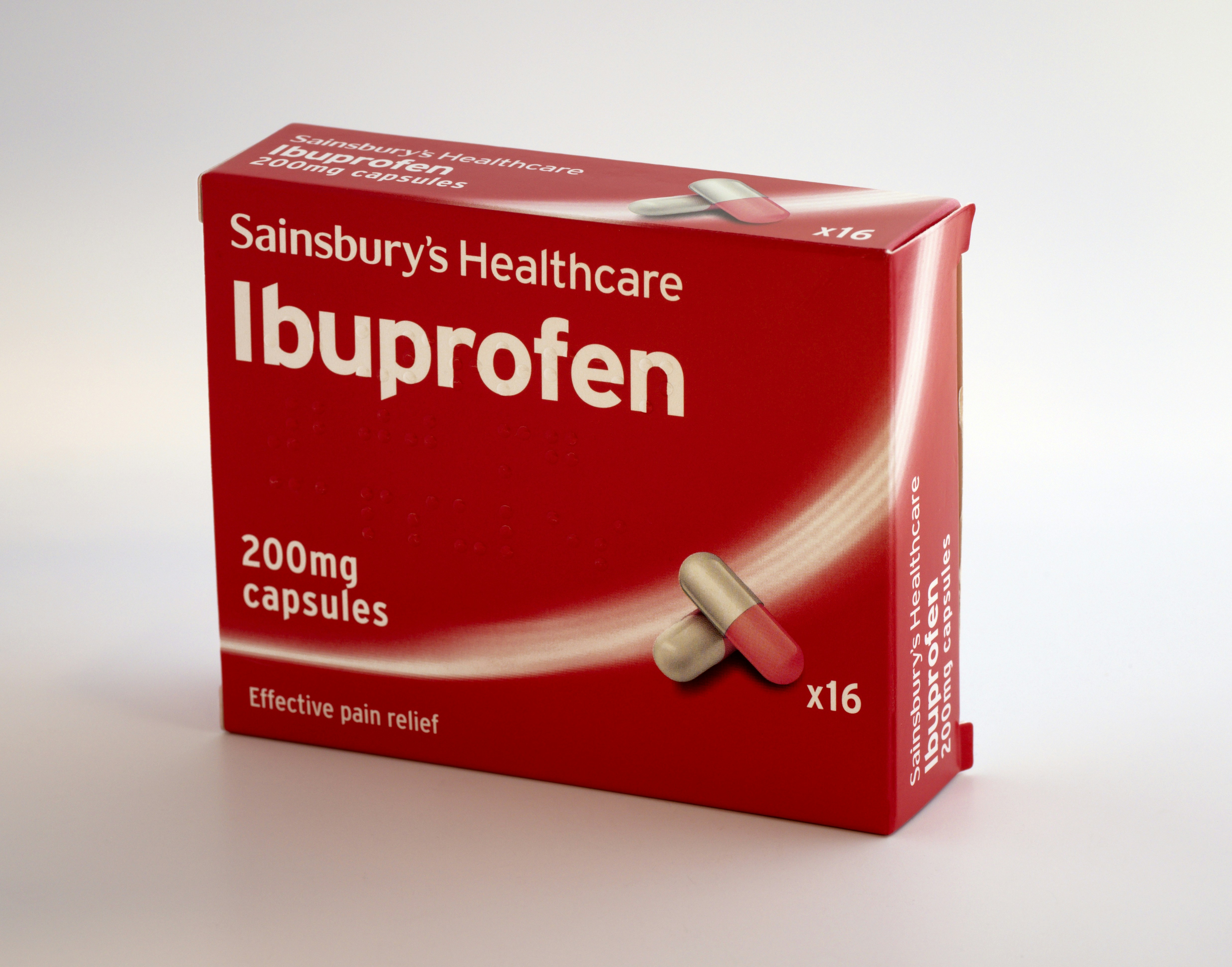 Foto zum Thema Packung mit 200 mg Sainsbury's Healthcare Ibuprofen