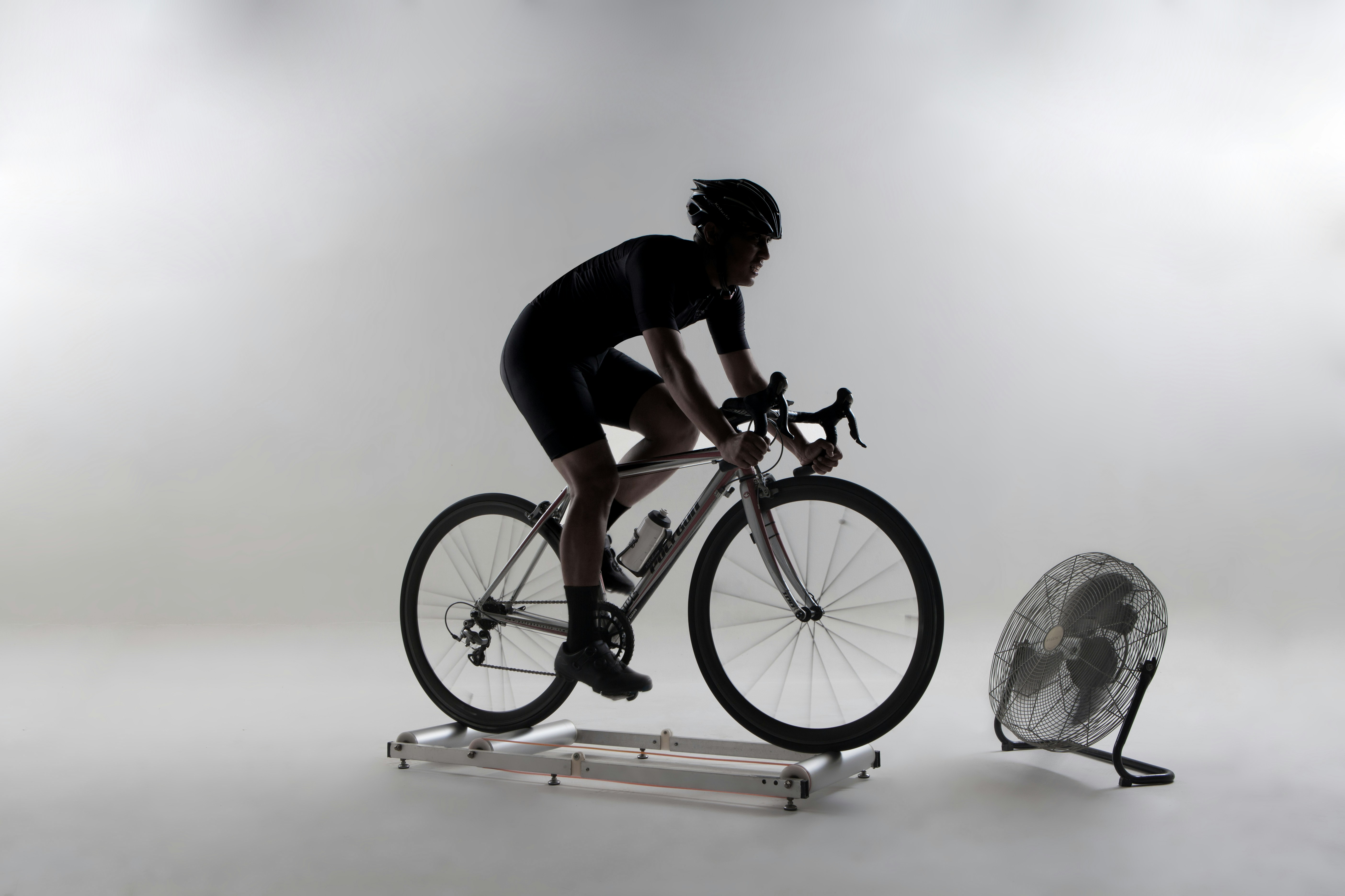 cycling indoors bike trainer