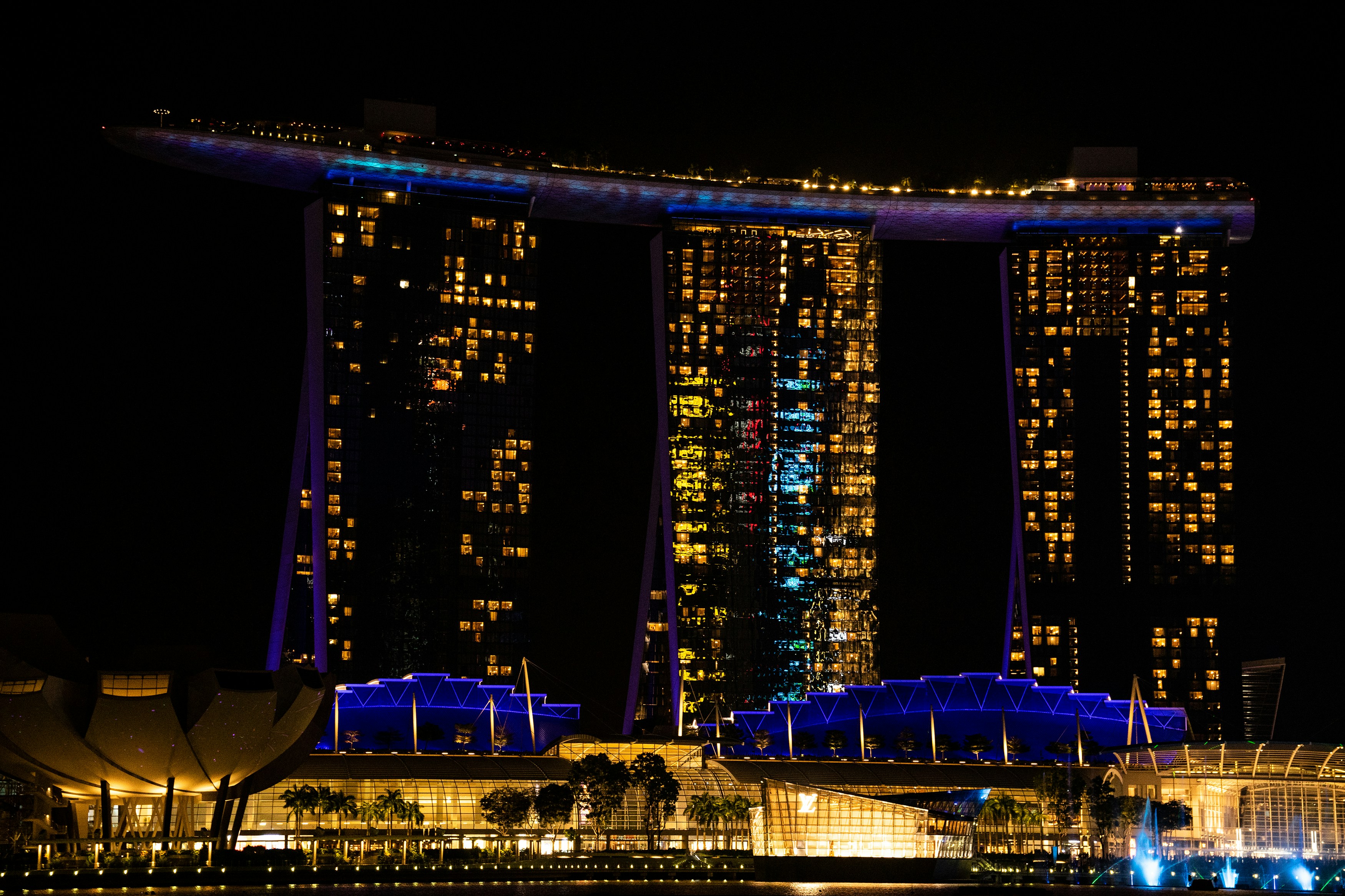 2000元刮刮樂賓士剩4台！快搶頭獎百萬賓士