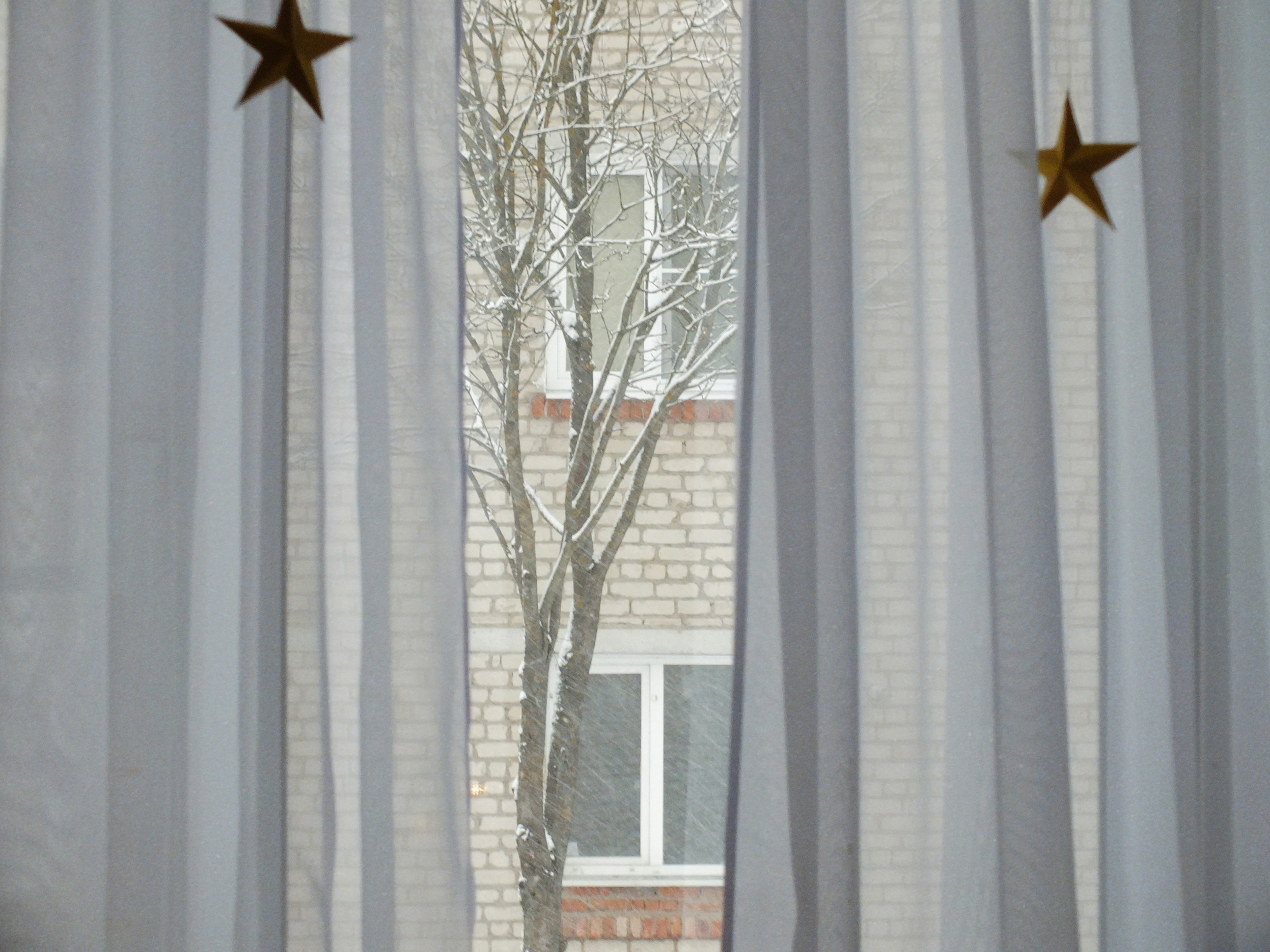 Fitting Your New Curtains