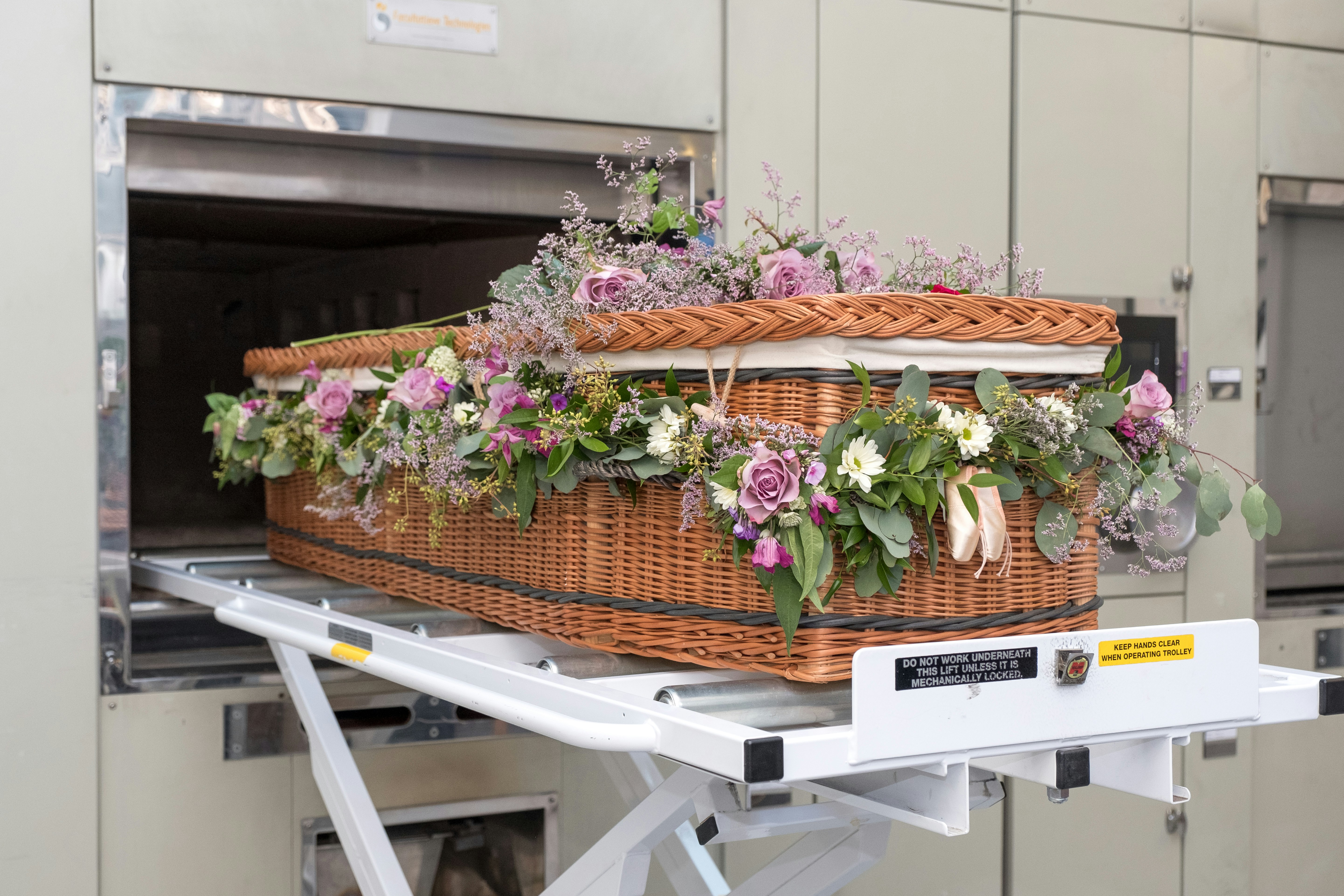 Cremation & Burial Services In Singapore (What You Must Know