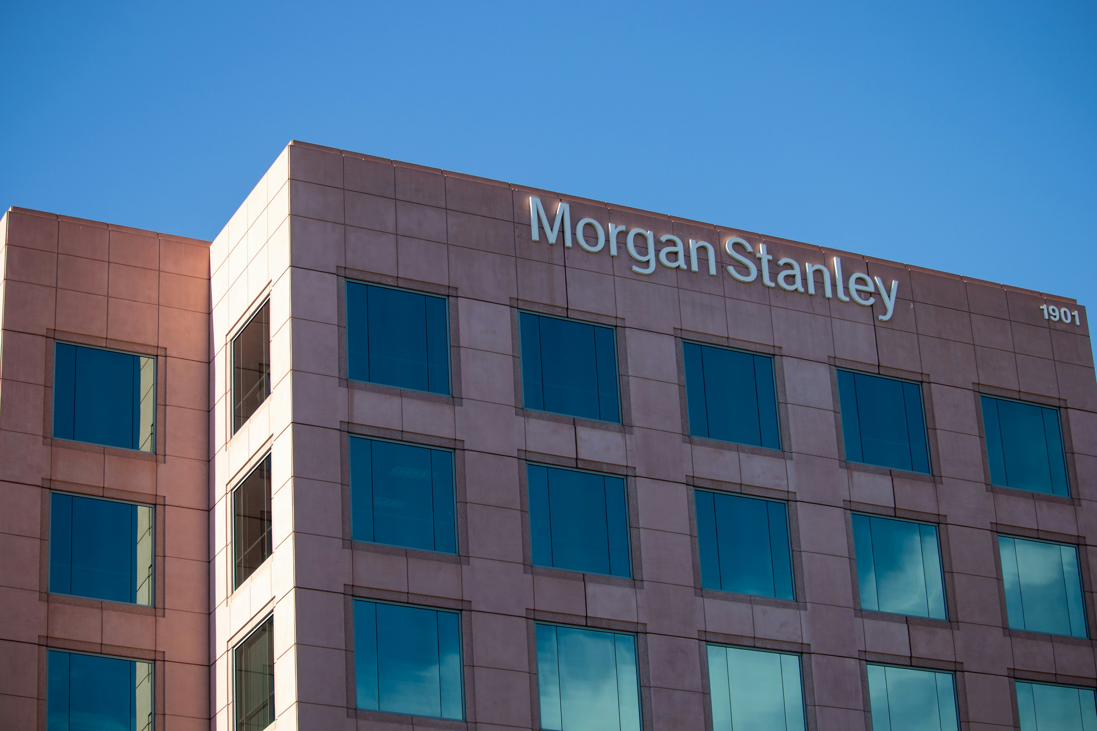 Morgan Stanley incorpora trading de Bitcoin y criptomonedas a la plataforma E*Trade