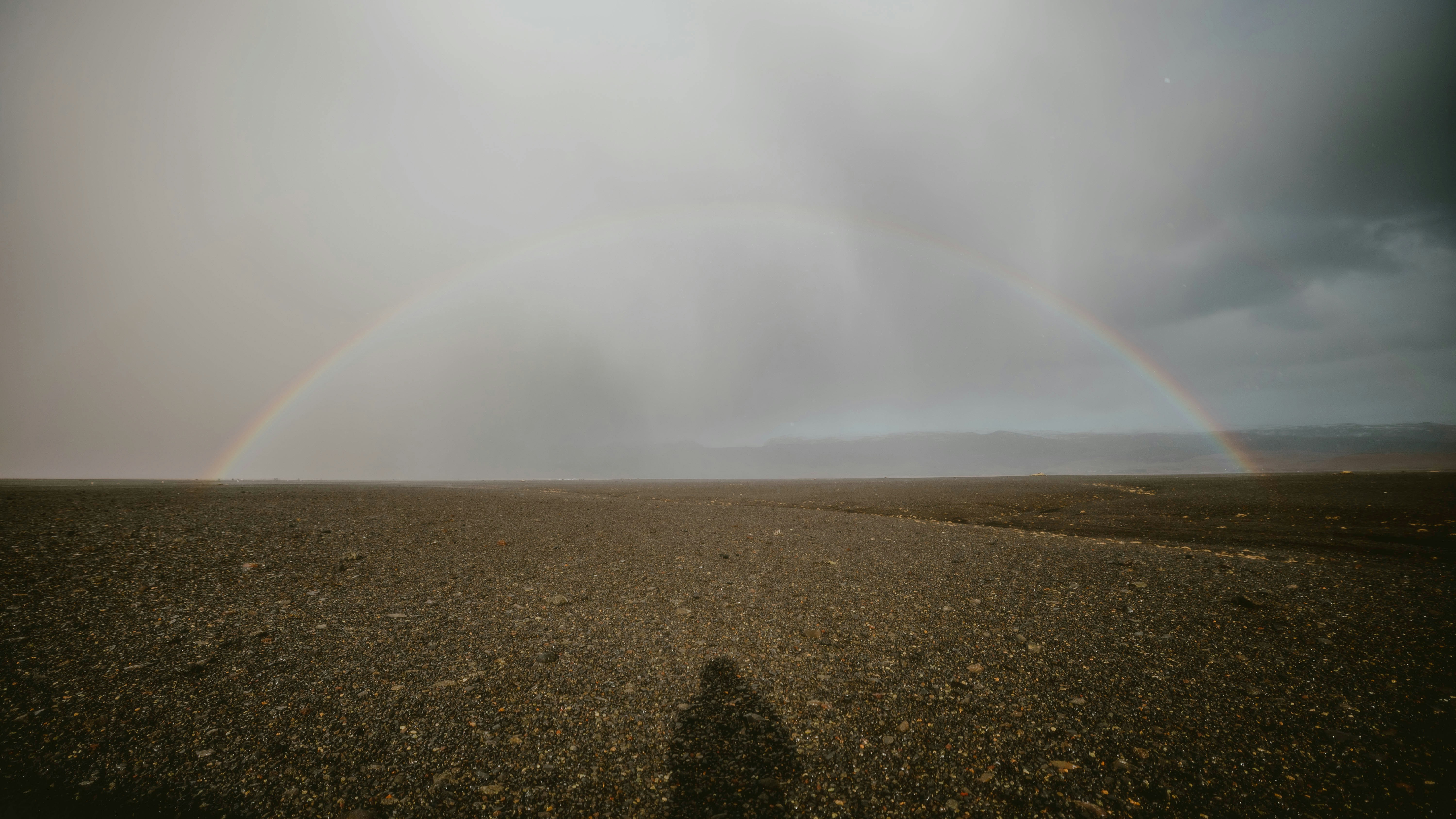 여름 장마철 빨래 잘 말리는 방법: 효과적인 습기 제거 전략과 팁